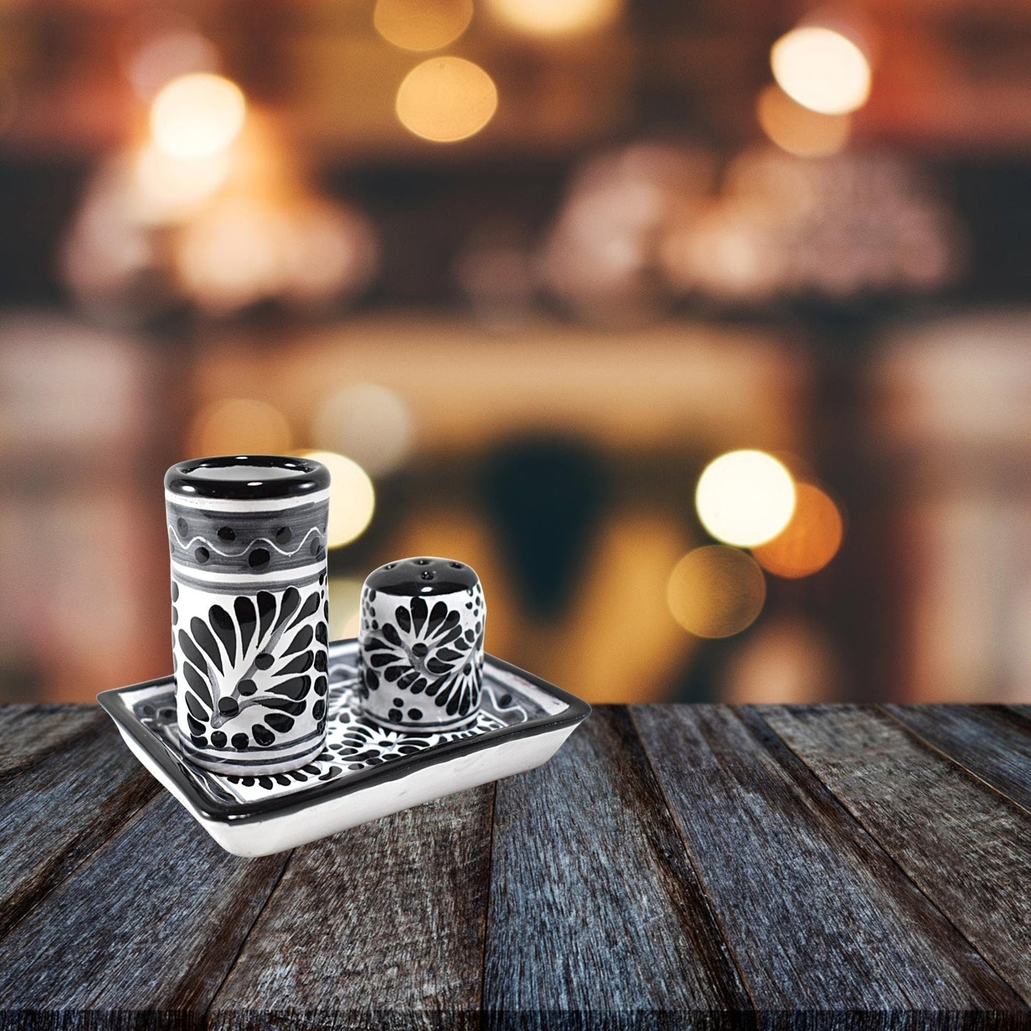 Set de Tequilero & Salero con Bandeja | Cerámica de Talavera Poblana (Blanco & Negro, 2 Oz.) - MAREY -