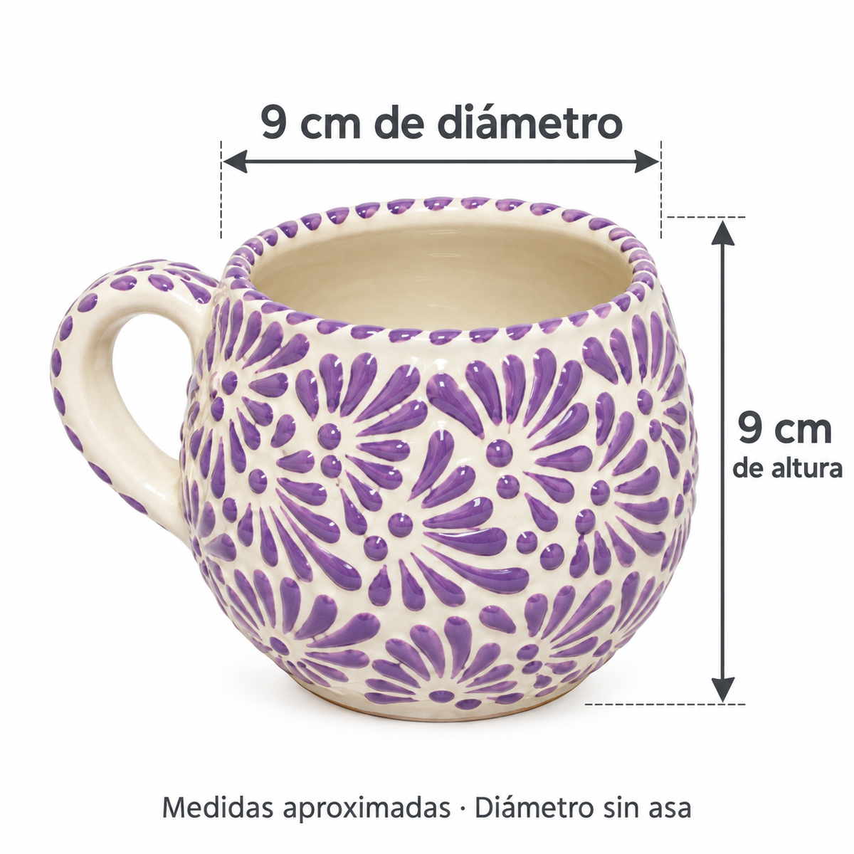 Taza chocolatera de Talavera lila con medidas de 9 cm de diámetro sin asa y 9 cm de altura