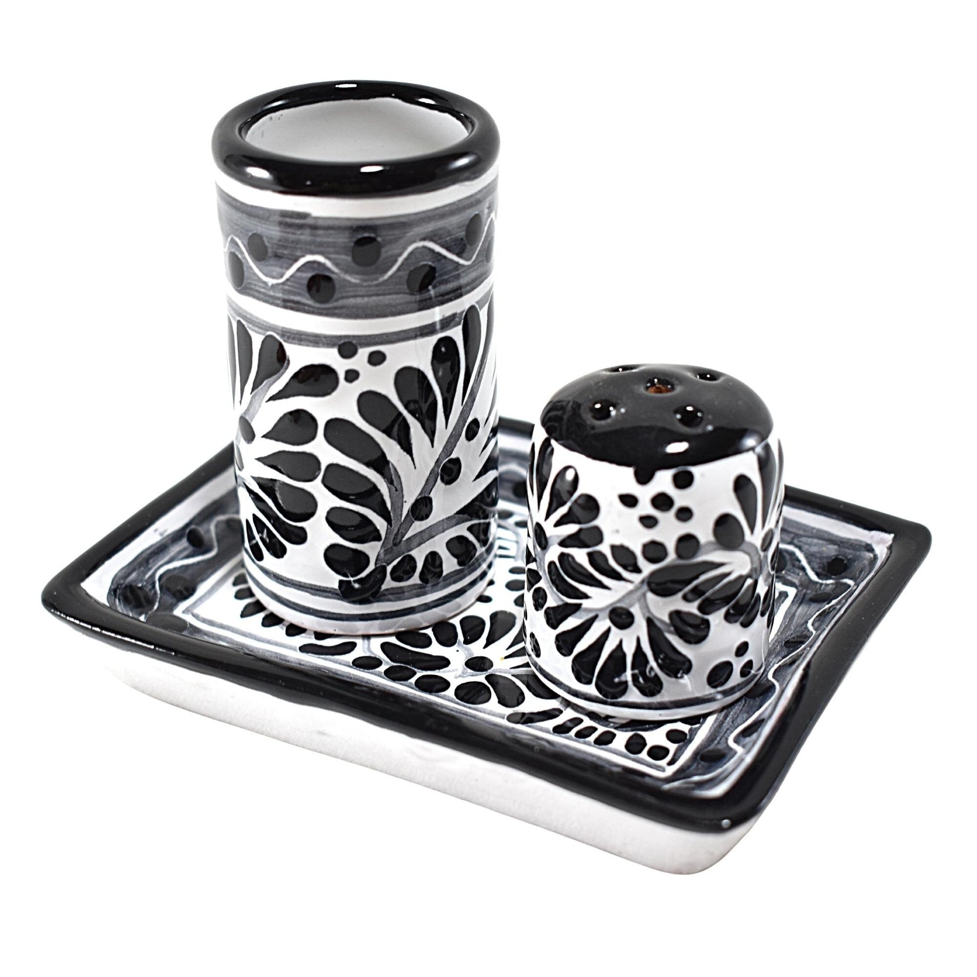 Set de Tequilero & Salero con Bandeja | Cerámica de Talavera Poblana (Blanco & Negro, 2 Oz.) - MAREY -