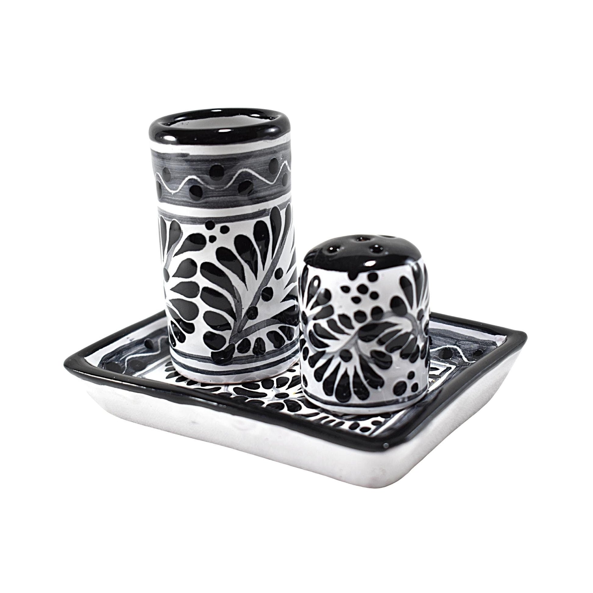 Set de Tequilero & Salero con Bandeja | Cerámica de Talavera Poblana (Blanco & Negro, 2 Oz.) - MAREY -
