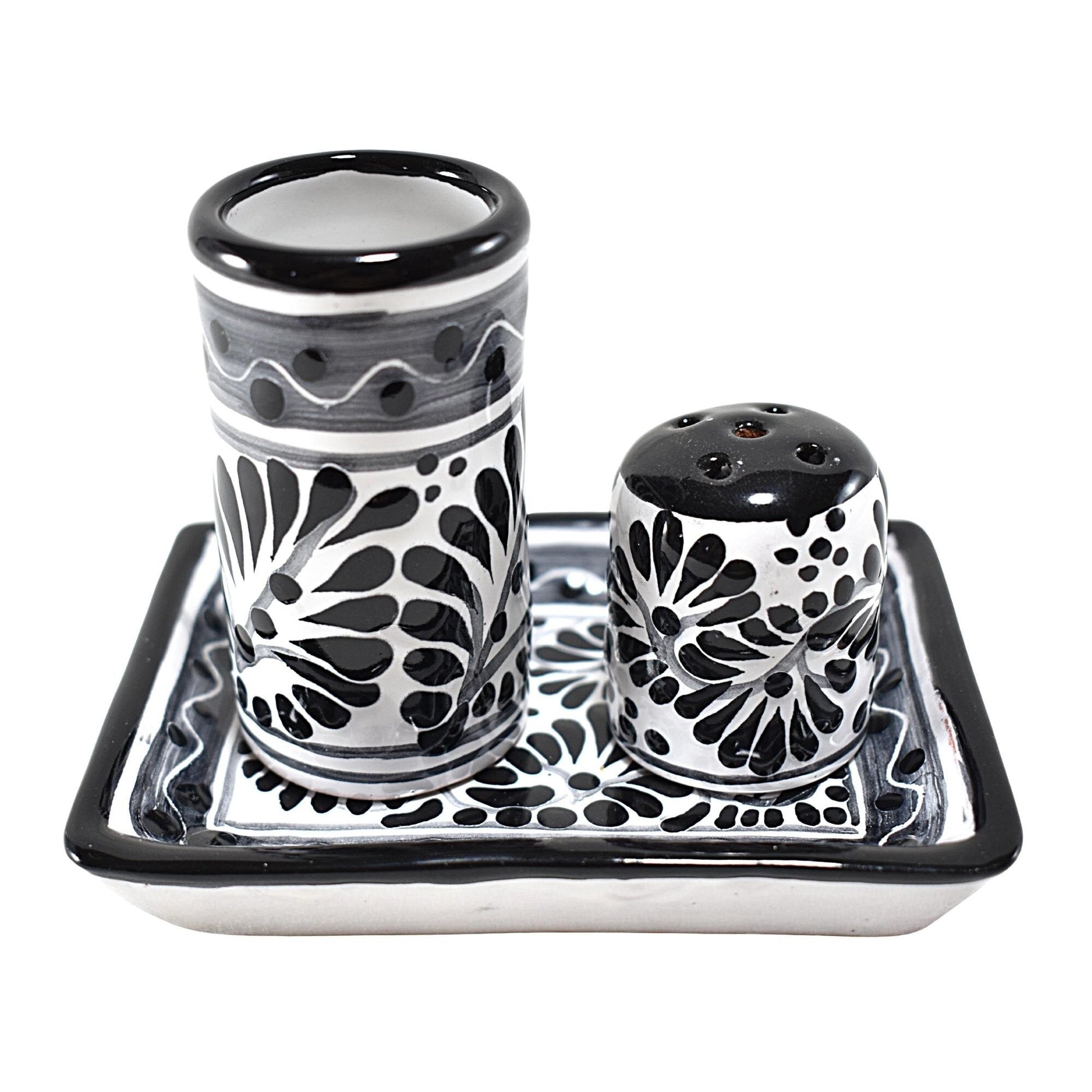 Set de Tequilero & Salero con Bandeja | Cerámica de Talavera Poblana (Blanco & Negro, 2 Oz.) - MAREY -